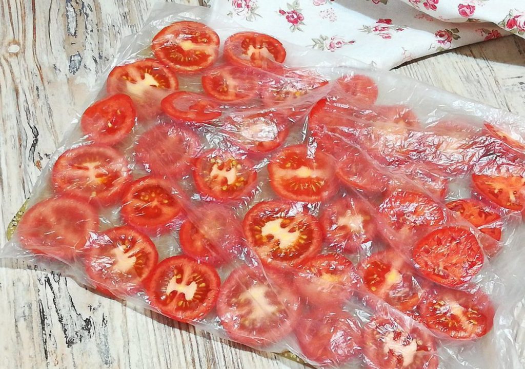 Como guardar tomates — em sacos ou sem sacos: só há uma opção correta