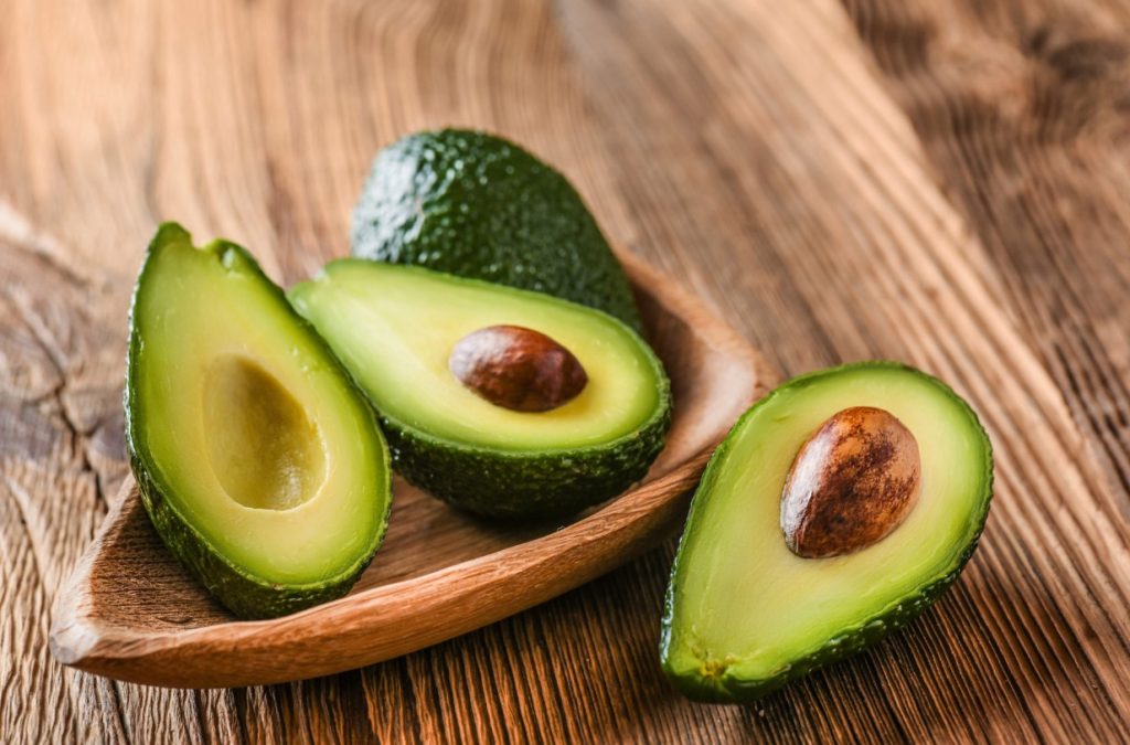 Luis Zamora, nutricionista: «O abacate é rico em gordura saudável para o coração, em fibras e em algumas vitaminas, mas é preciso acrescentar isto».