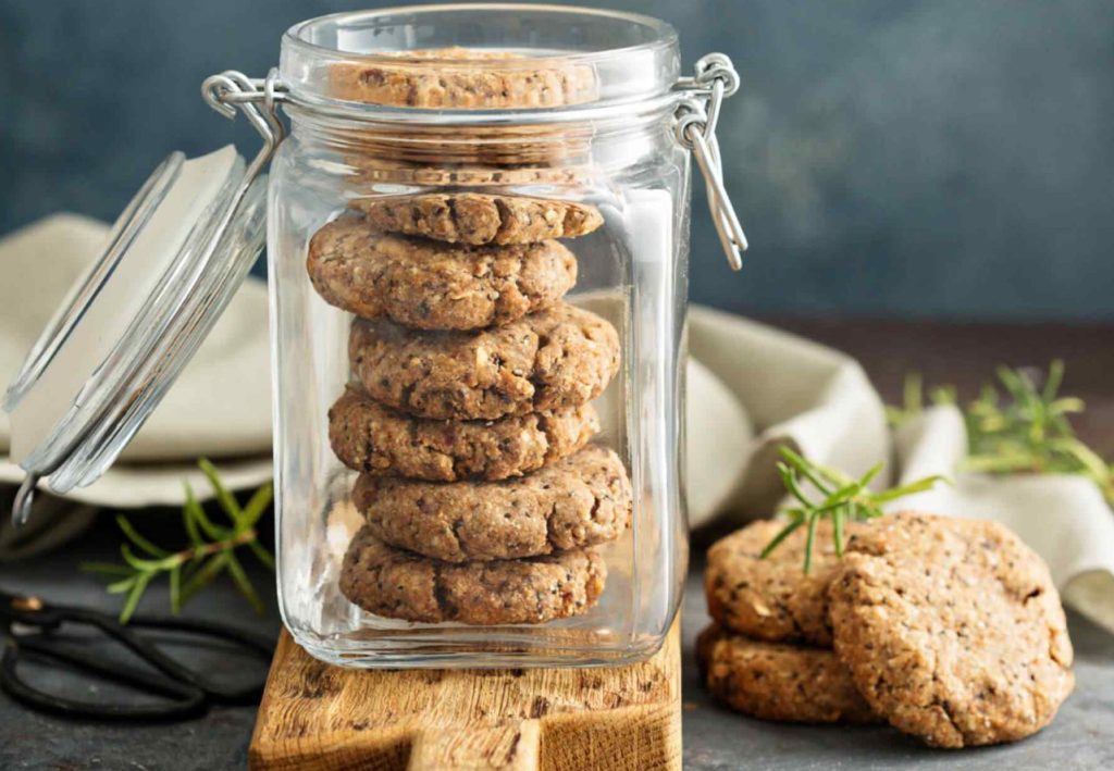 Como guardar biscoitos para que não endureçam antes do tempo: a guloseima permanecerá macia por semanas
