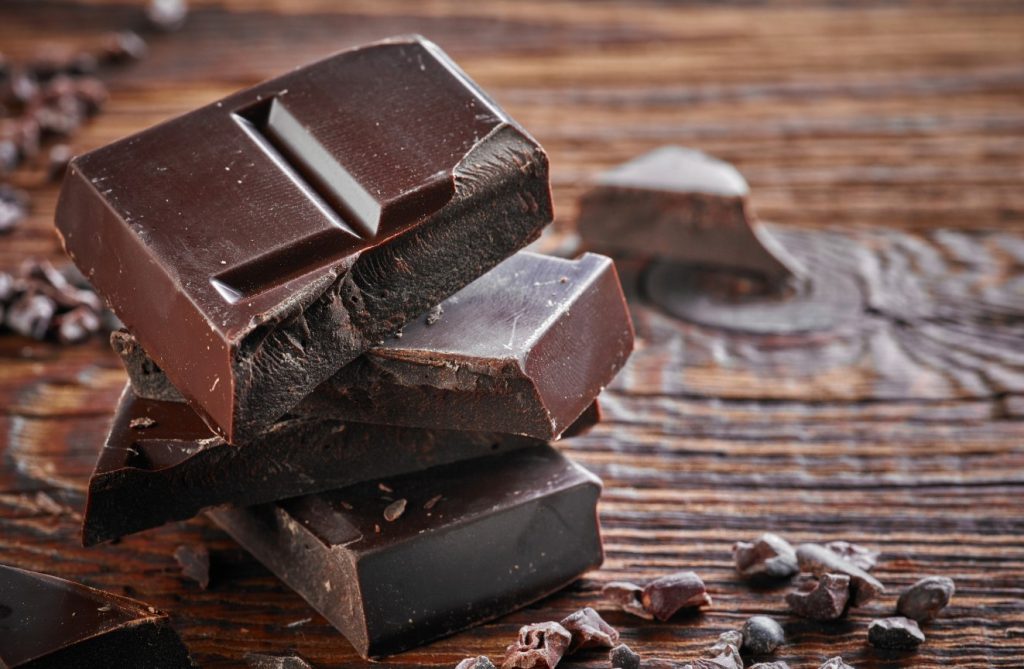 Chocolate preto: por que deve comer para acelerar o metabolismo e perder peso aos 50