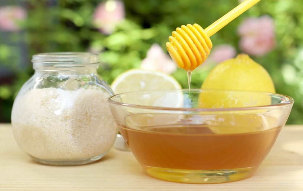O mel tem mesmo menos calorias do que o açúcar? Vamos esclarecer de uma vez por todas qual é o problema.