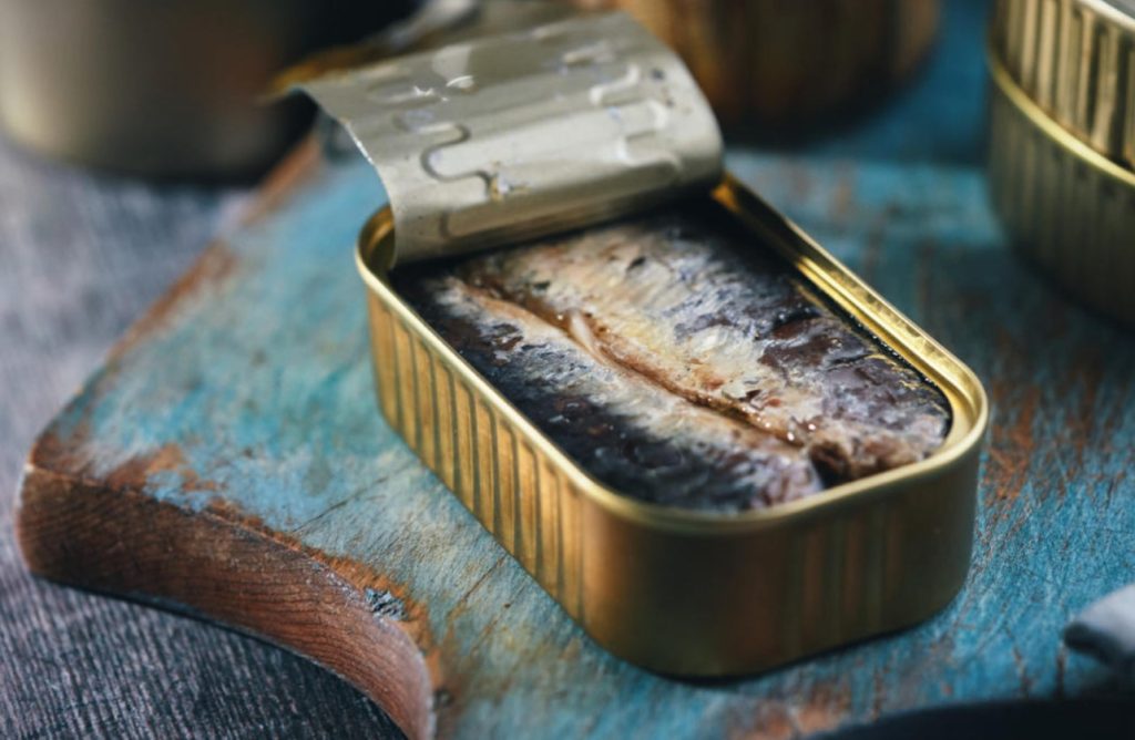 O peixe mais popular em Portugal depois do bacalhau — tudo o que precisa saber sobre sardinhas enlatadas