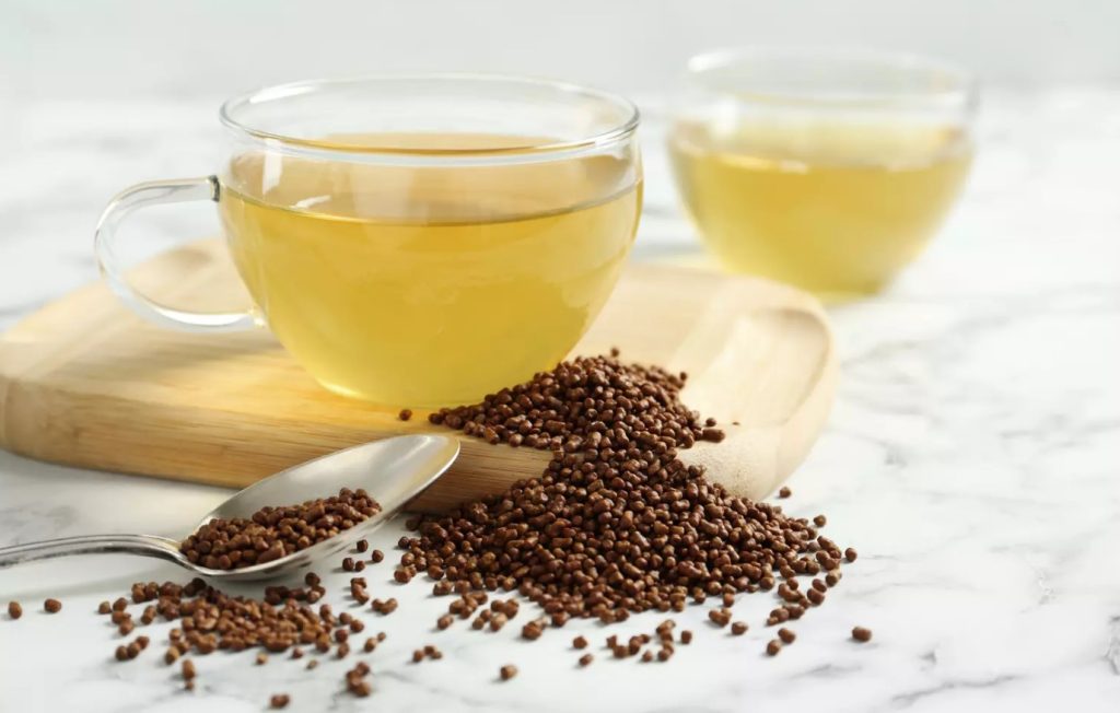 Pode beber esta «papas» em vez de café. Fortalece o coração e suaviza as rugas