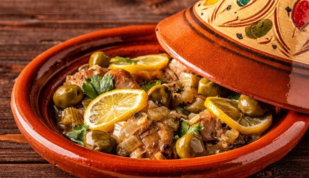 Tajine: o que é e o que se pode cozinhar nele?
