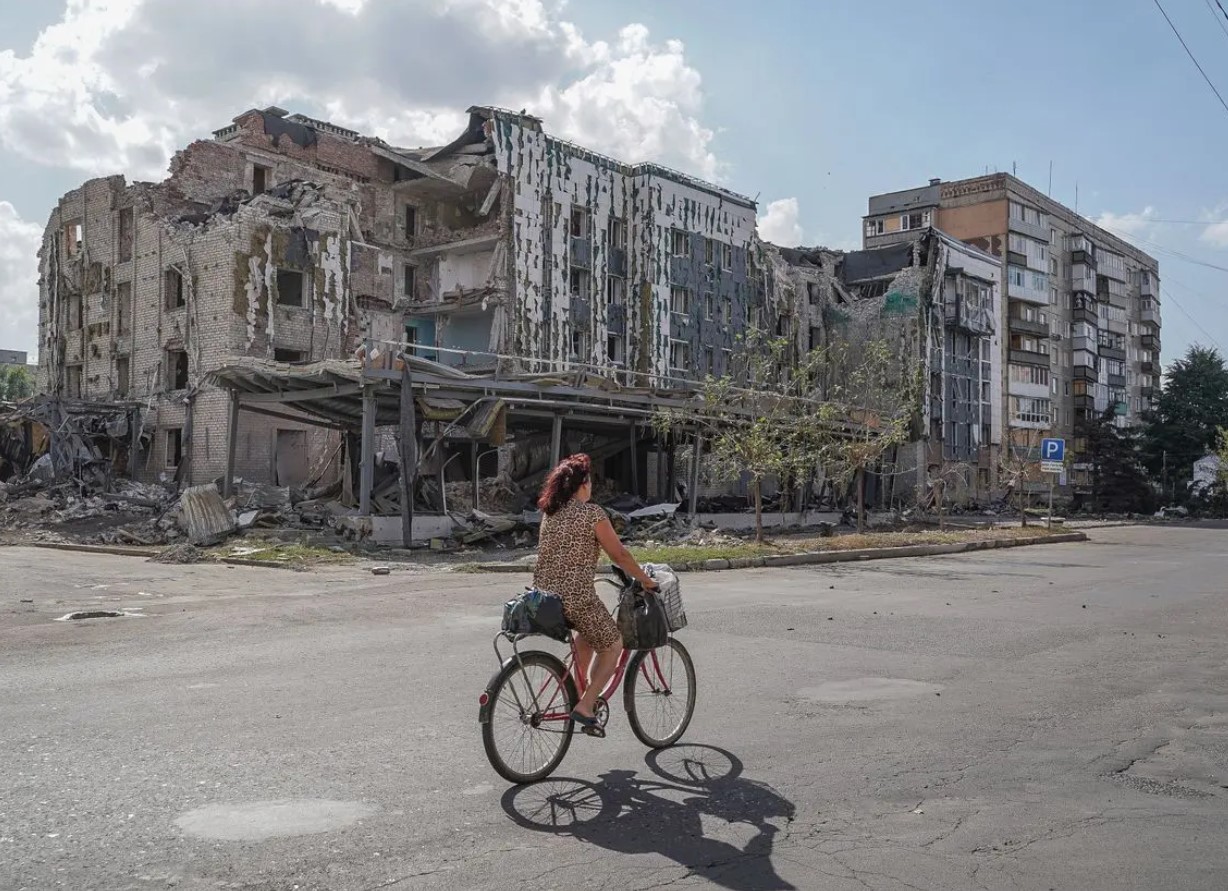 O exército russo está a infiltrar-se em quase todas as áreas de Pokrovsk, afirmou um militar das Forças Armadas da Ucrânia com o apelido «Gus».